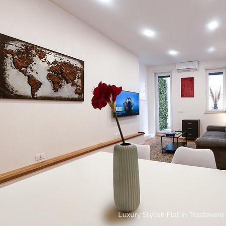La Dolce Vita - Luxury Stylish Flats In Trastevere 70-90Sqm ローマ エクステリア 写真