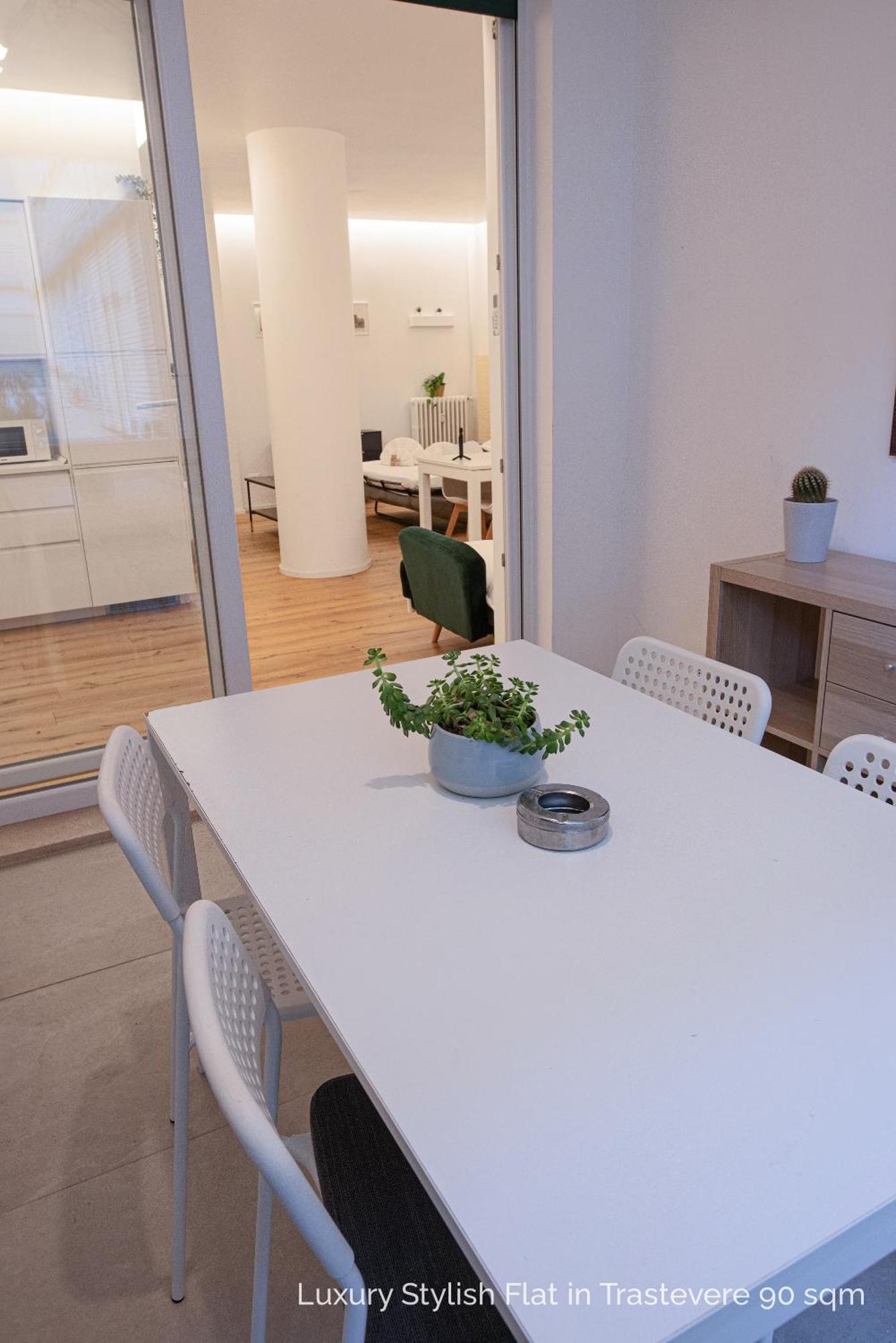 La Dolce Vita - Luxury Stylish Flats In Trastevere 70-90Sqm ローマ エクステリア 写真