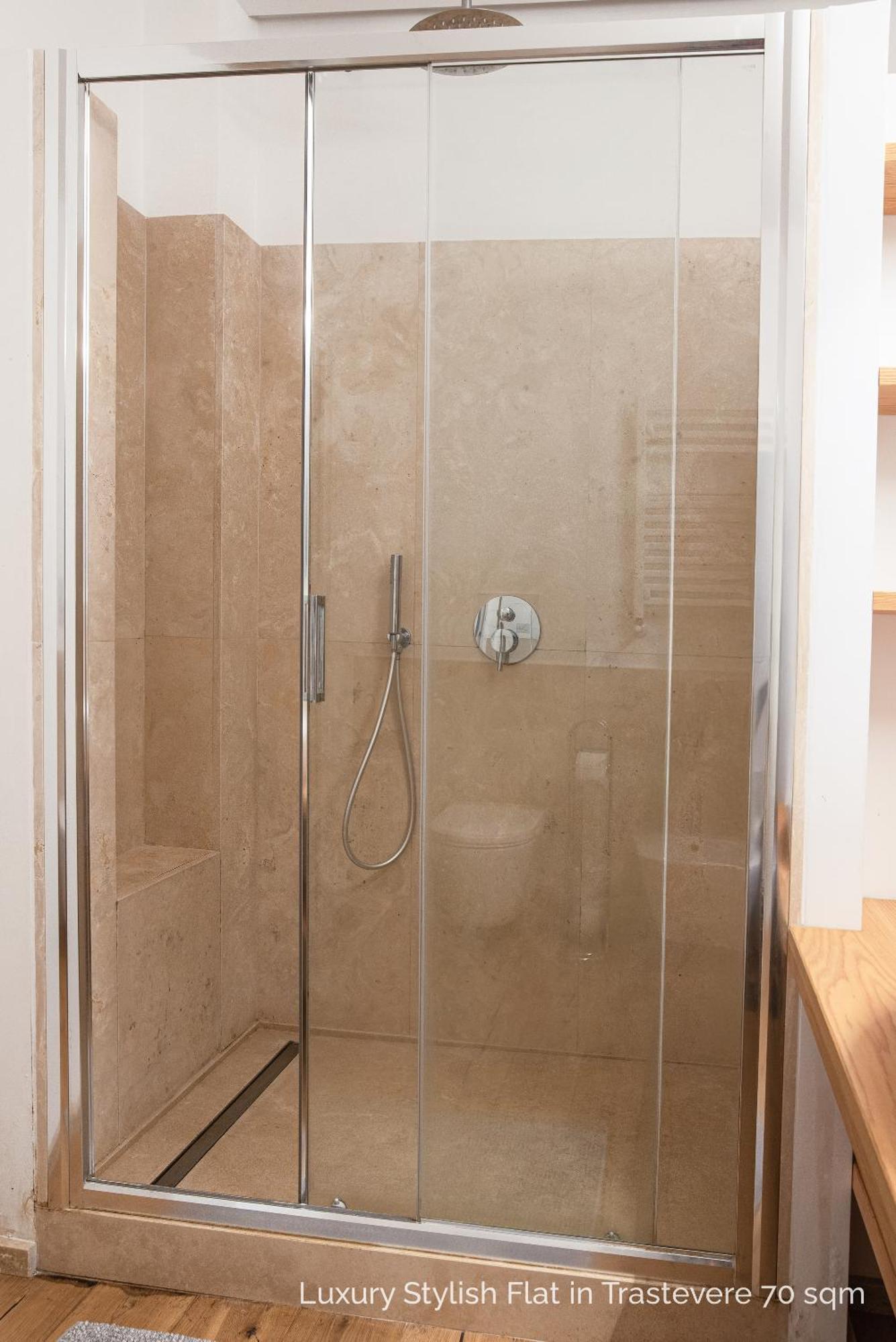 La Dolce Vita - Luxury Stylish Flats In Trastevere 70-90Sqm ローマ エクステリア 写真