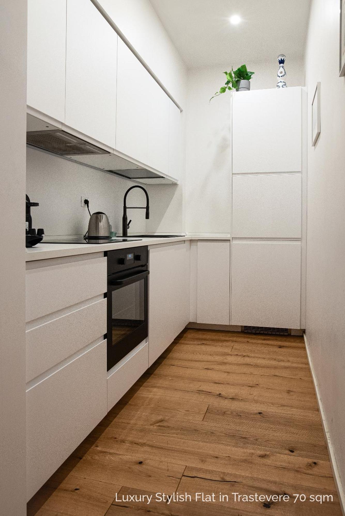 La Dolce Vita - Luxury Stylish Flats In Trastevere 70-90Sqm ローマ エクステリア 写真